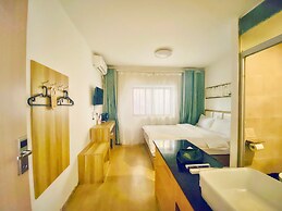 Hidden Garden International Youth Hostel - Oriental Pearl & Lujiazui