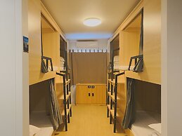 Hidden Garden International Youth Hostel - Oriental Pearl & Lujiazui