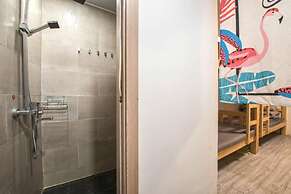 Hidden Garden International Youth Hostel - Oriental Pearl & Lujiazui