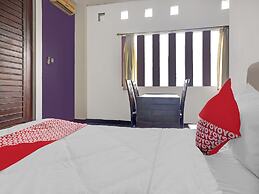 OYO 90696 Tobana House Bintaro