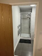 Stunning 2-bed Apartment in Salford