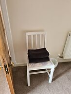 Beautiful 2-bed Semi Rural Cottage Enclosed Garden