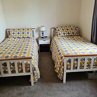 Beautiful 2-bed Semi Rural Cottage Enclosed Garden