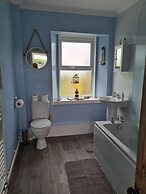 Beautiful 2-bed Semi Rural Cottage Enclosed Garden