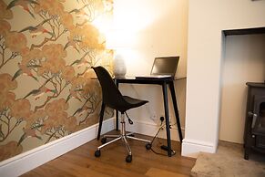 York Minster-3 Bed-sleeps 6-fireplace-free Parking