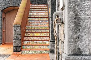 Etna Quota Mille Boutique Hotel, Typical Sicilian Food & Wine