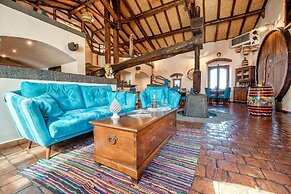 Etna Quota Mille Boutique Hotel, Typical Sicilian Food & Wine