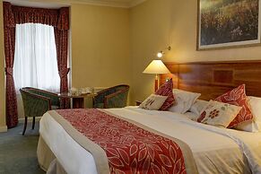 Blunsdon House Hotel