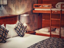 Blunsdon House Hotel