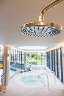 Blunsdon House Hotel