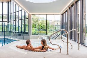 Blunsdon House Hotel