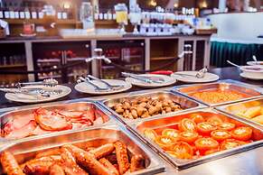 Blunsdon House Hotel