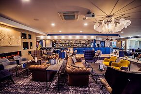 Blunsdon House Hotel