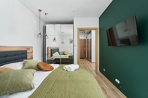 Stylish Apartment Wroclaw by Renters