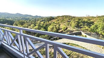 The Sky Imperial Pavoreal Jungle Resort