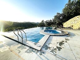 The Sky Imperial Pavoreal Jungle Resort