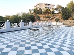 The Sky Imperial Pavoreal Jungle Resort