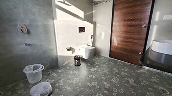 The Sky Imperial Pavoreal Jungle Resort