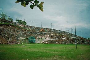 The Sky Imperial Pavoreal Jungle Resort