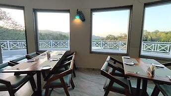 The Sky Imperial Pavoreal Jungle Resort