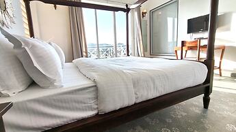 The Sky Imperial Pavoreal Jungle Resort