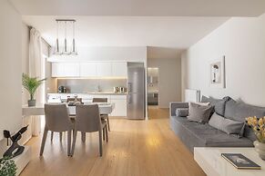 Elegant 2BR Apartment in Kolonaki