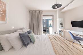 Elegant 2BR Apartment in Kolonaki