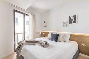 Elegant 2BR Apartment in Kolonaki