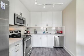 Ideal Condo a Short Ride Away from French Quarter