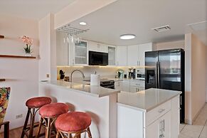 Big Island White Sands Village 323 2 Bedroom Condo