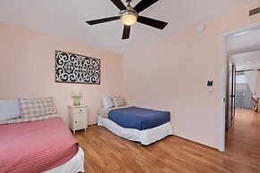 Big Island White Sands Village 323 2 Bedroom Condo