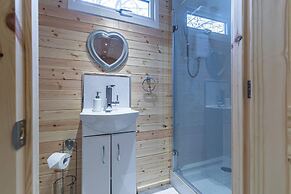 Brambles Farm Peak District Lodge