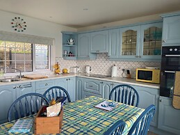 Rocklea Seaside Cottage
