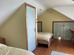 Rocklea Seaside Cottage