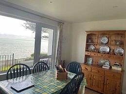 Rocklea Seaside Cottage