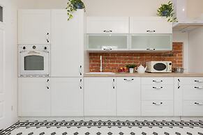 Warsaw Pruszków Apartment by Renters