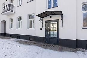 Warsaw Pruszków Apartment by Renters
