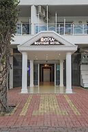 Opia Hotel