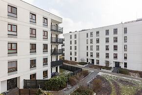 Warsaw Glebocka Apartment by Renters