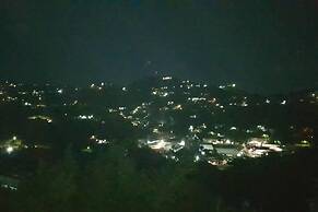 Beautiful 1-bed Apartment in Saint George's