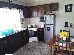 Beautiful 1-bed Apartment in Saint George's