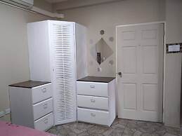 Beautiful 1-bed Apartment in Saint George's