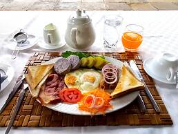 GALORE LUXURY RESORT