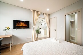 An Corner City Garden High Class Condo