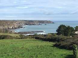 Immaculate 2 Bed Apartment on The Lizard Cornwall