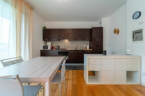 Como Comfort Flat by Wonderful Italy