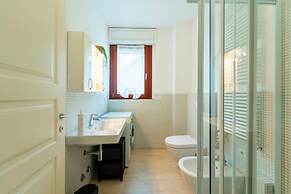 Como Comfort Flat by Wonderful Italy