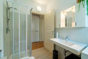 Como Comfort Flat by Wonderful Italy