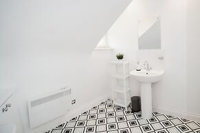 Flat 5 - 61 Old Dover Road