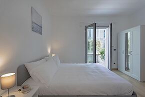 Viviboccadasse - Glicine by Wonderful Italy